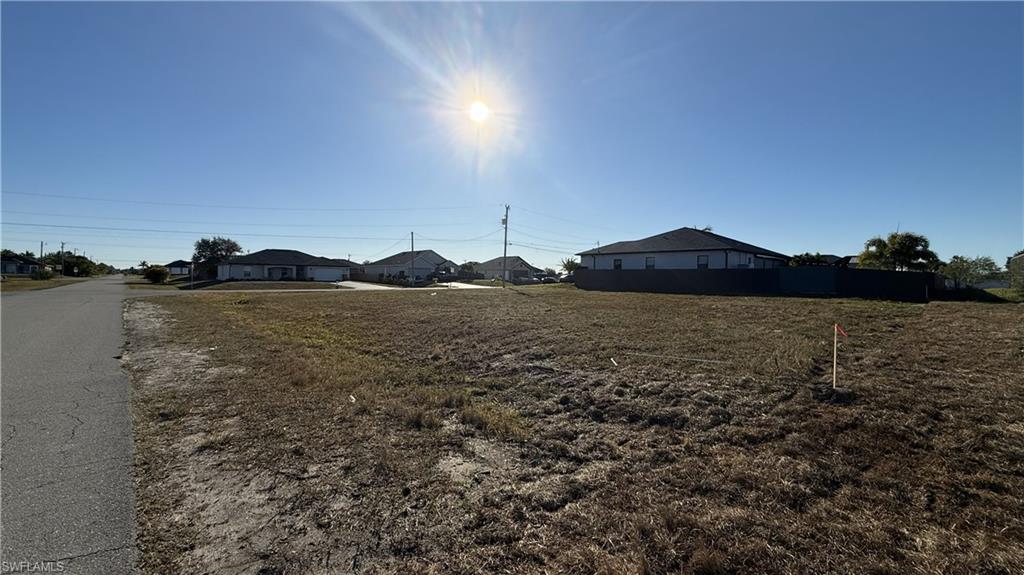 CAPE CORAL - Land