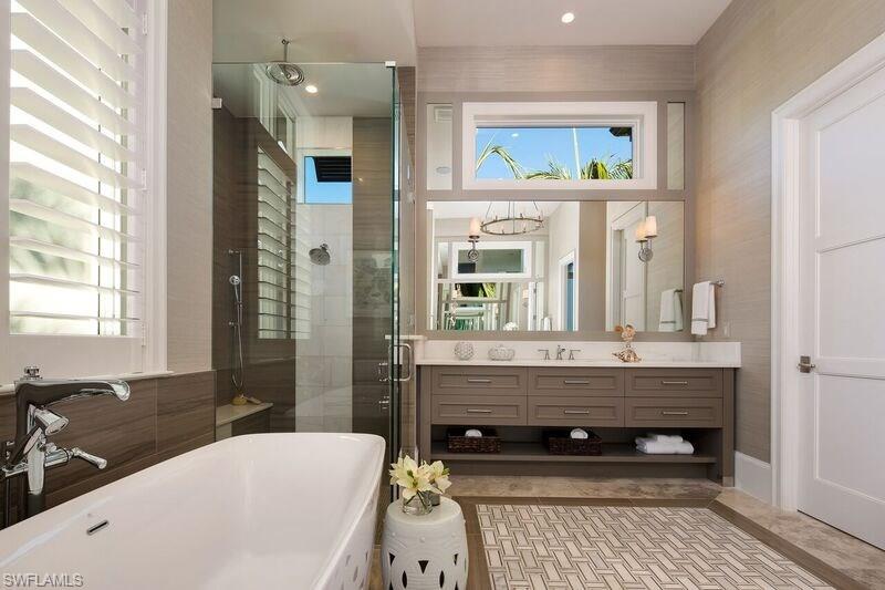 QUAIL WEST - Residential