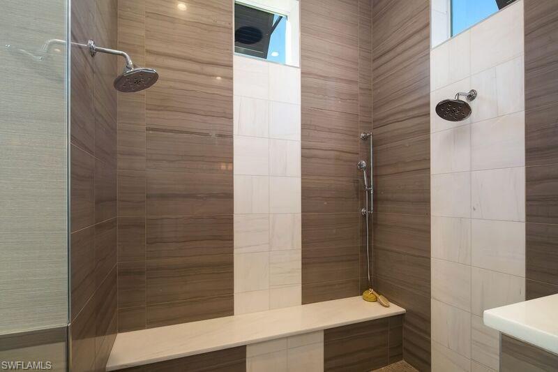 QUAIL WEST - Residential