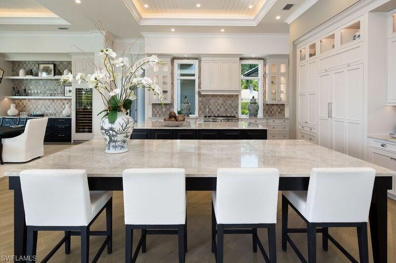 QUAIL WEST - Residential