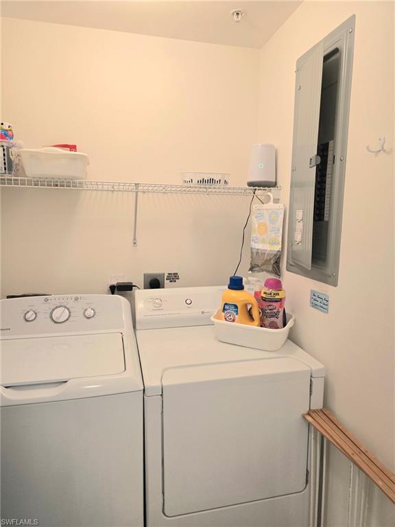 FAIRWAY VILLAS - Residential