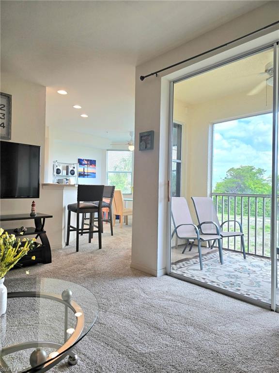 FAIRWAY VILLAS - Residential