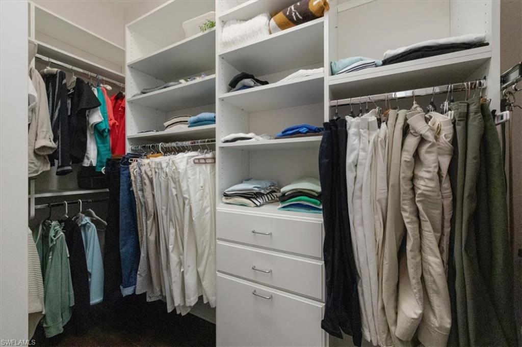 MARBELLA ISLES - Residential