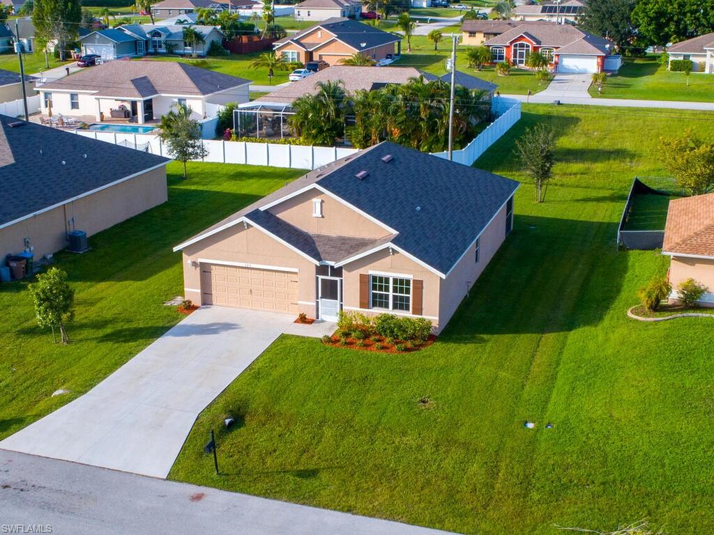 CAPE CORAL - Residential