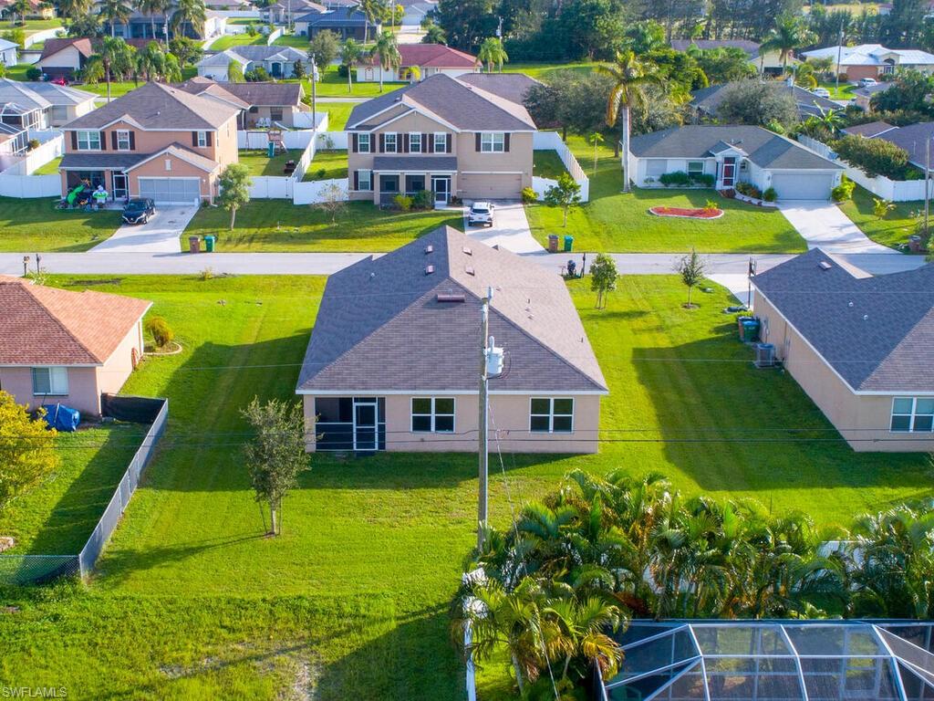 CAPE CORAL - Residential
