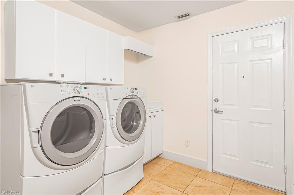 LOGAN WOODS - Residential