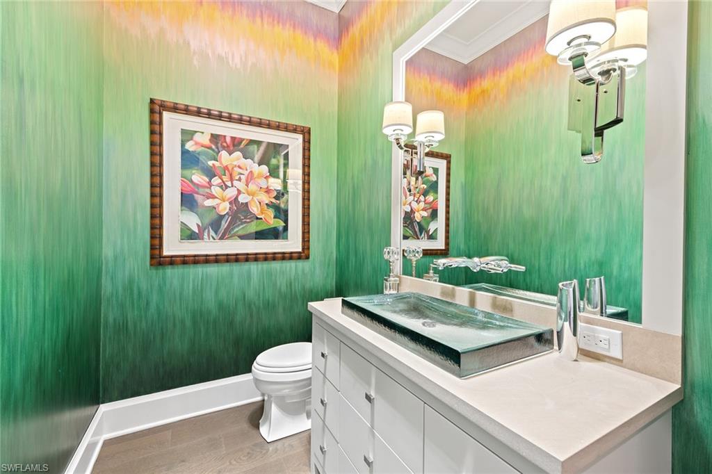 MOORINGS - Residential