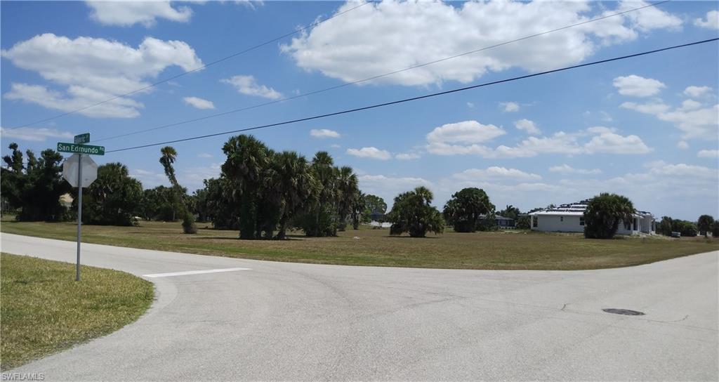 BURNT STORE LAKES - Land