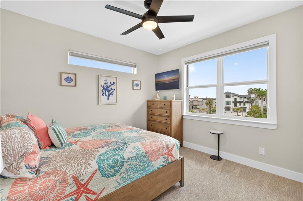 ISLAND SHORES - Residential