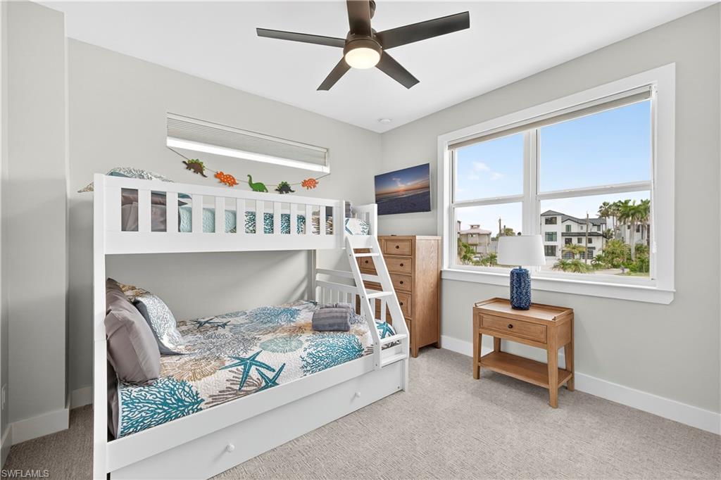 ISLAND SHORES - Residential