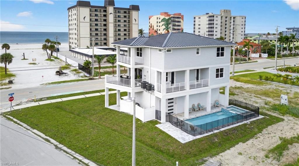 ISLAND SHORES - Residential