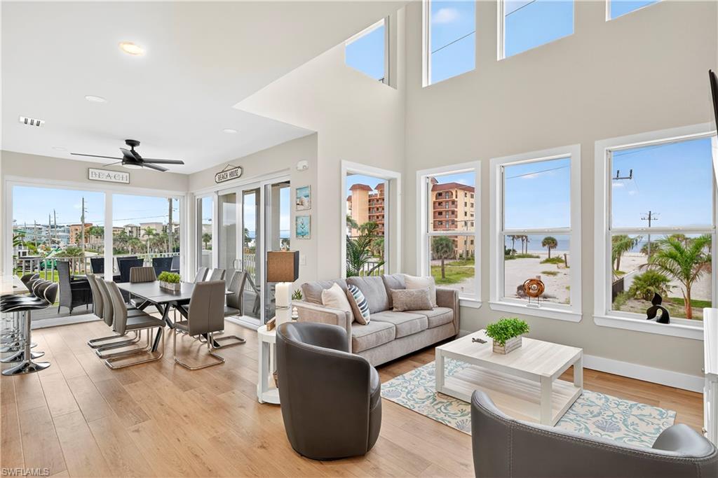 ISLAND SHORES - Residential