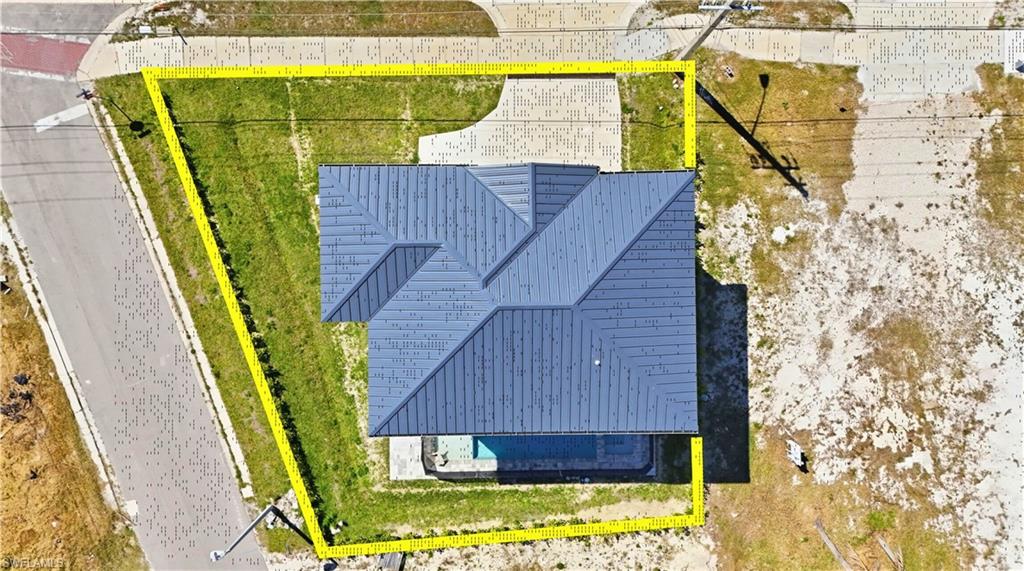 ISLAND SHORES - Residential