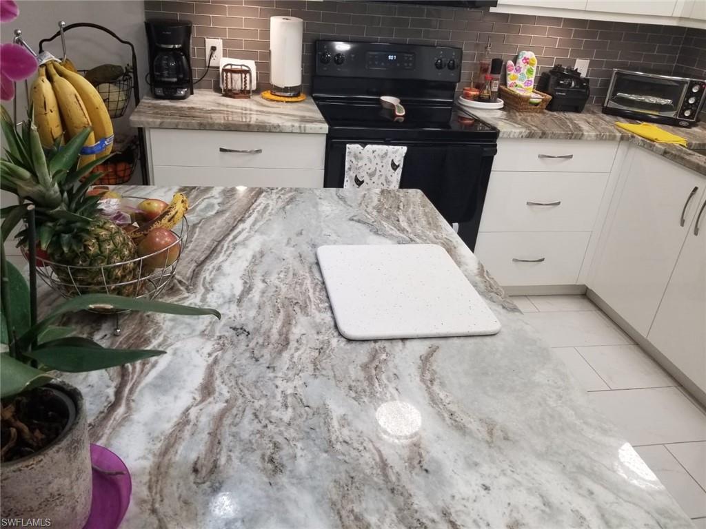 NEWPORT GLEN - Residential