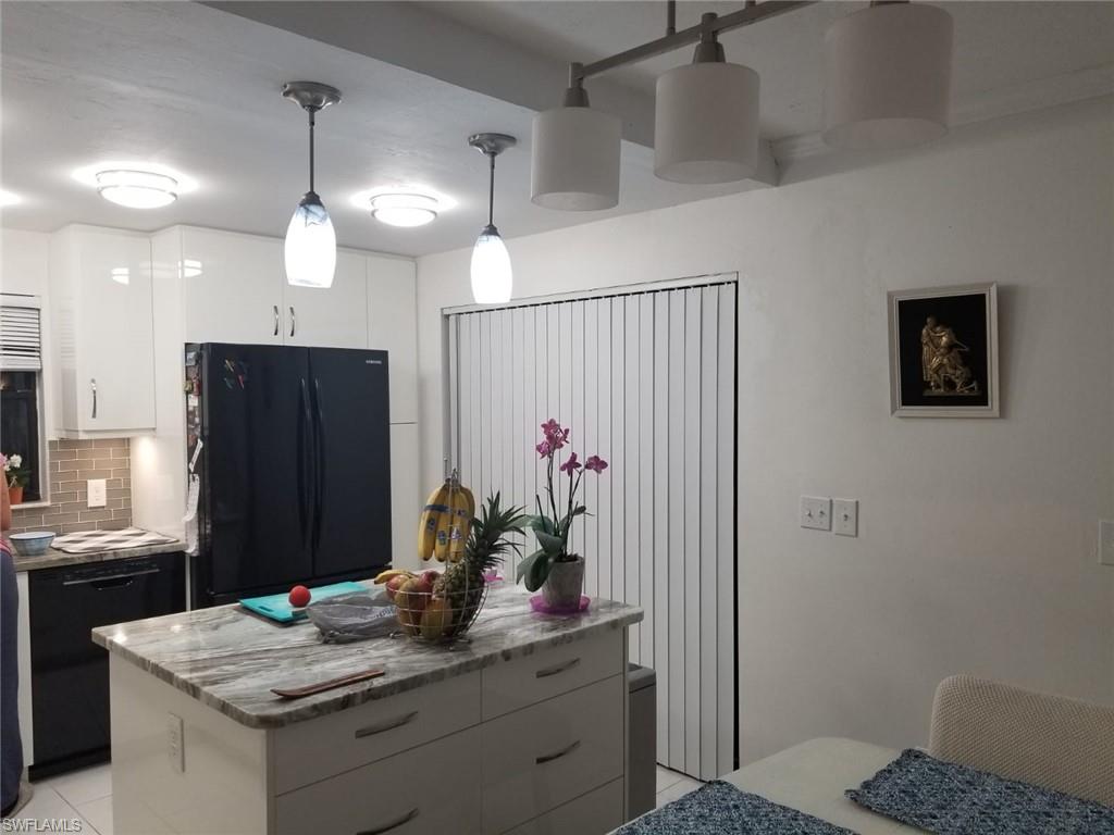 NEWPORT GLEN - Residential