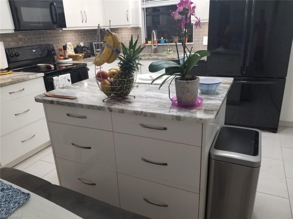 NEWPORT GLEN - Residential