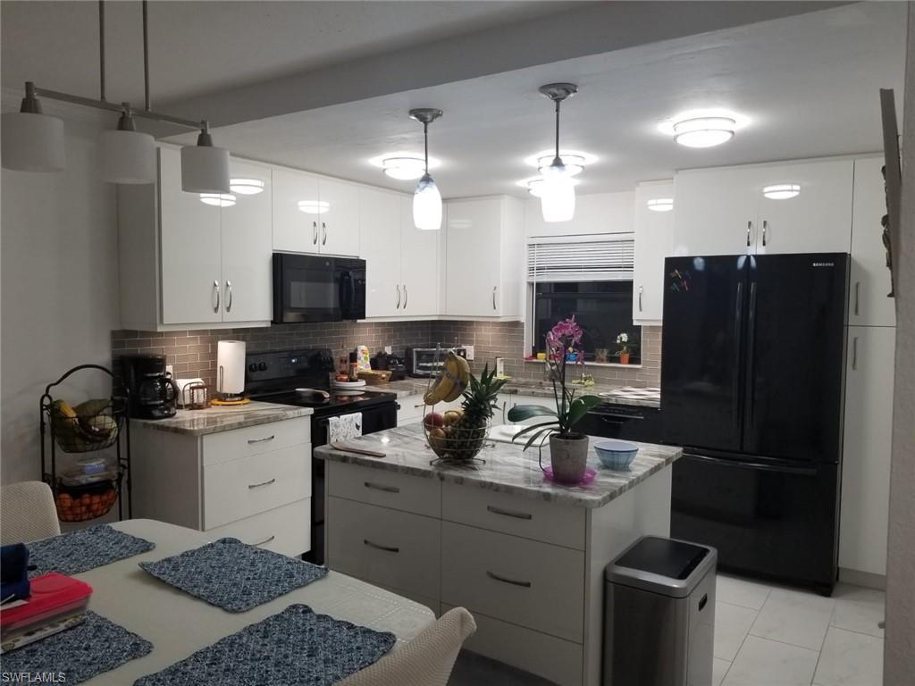 NEWPORT GLEN - Residential