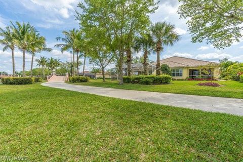 A home in NAPLES