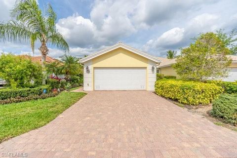 A home in NAPLES