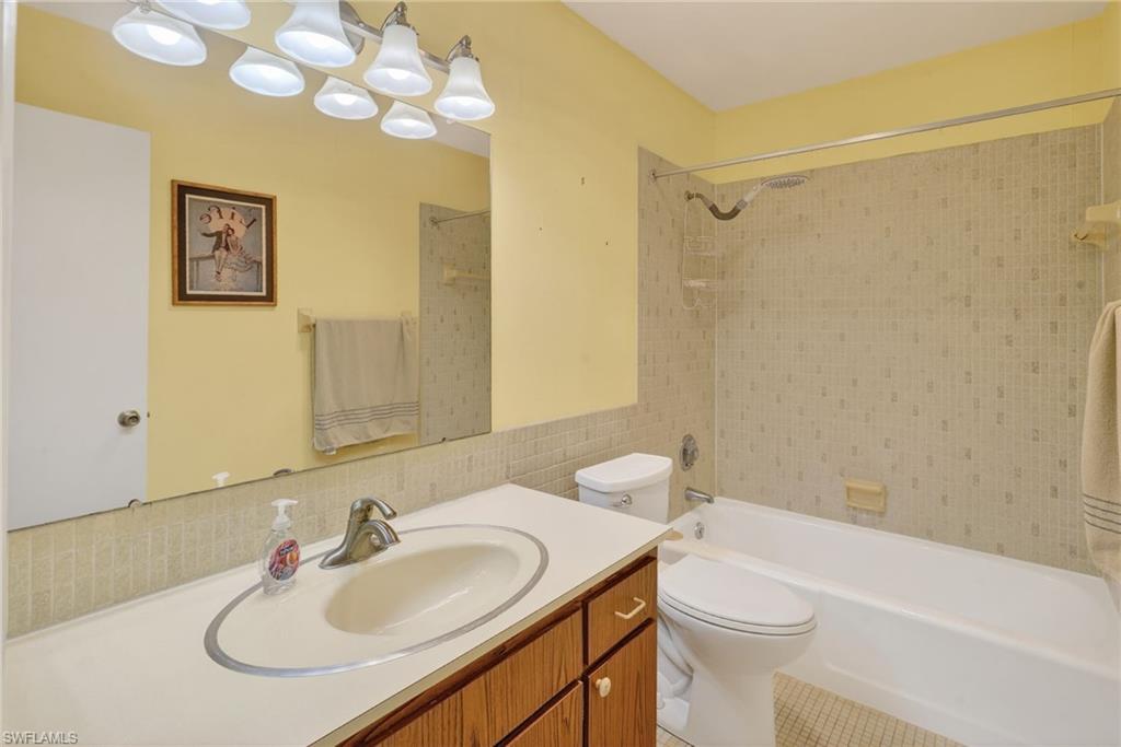 CYPRESS LAKES MANOR CONDOMINIUM - Residential