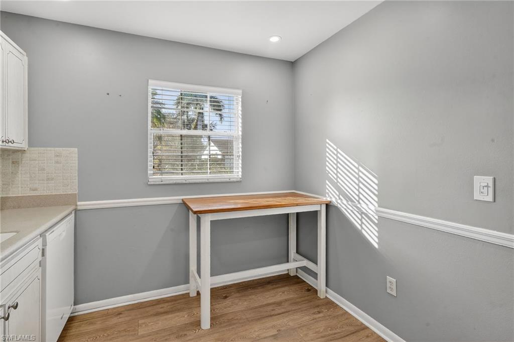 CYPRESS LAKES MANOR CONDOMINIUM - Residential