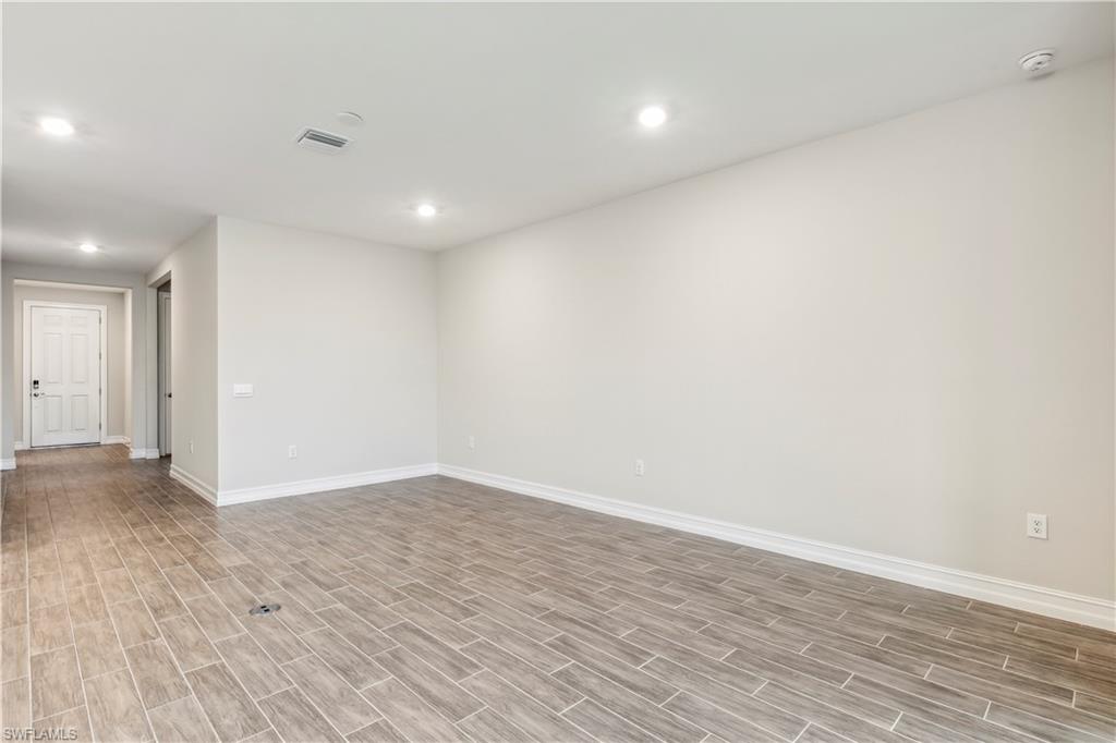 STONEWATER - Residential