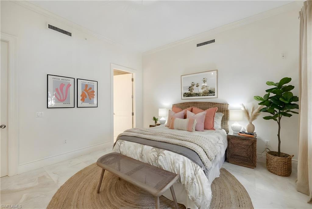 CHARLESTON SQUARE - Residential