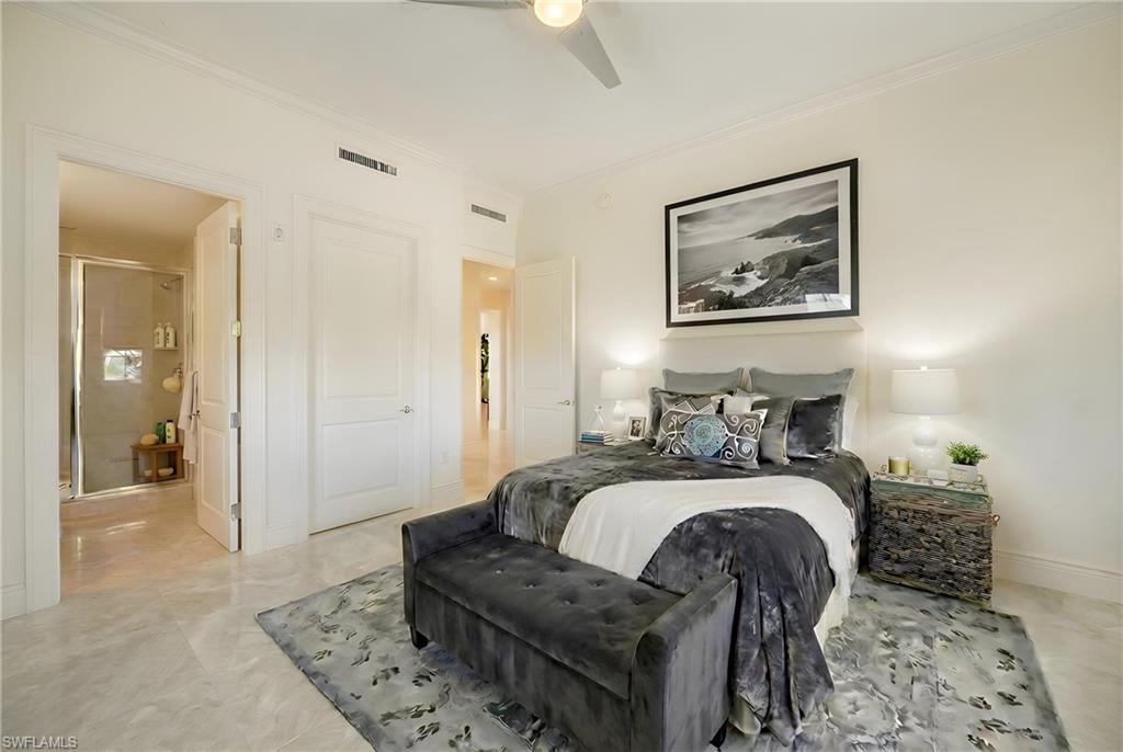 CHARLESTON SQUARE - Residential