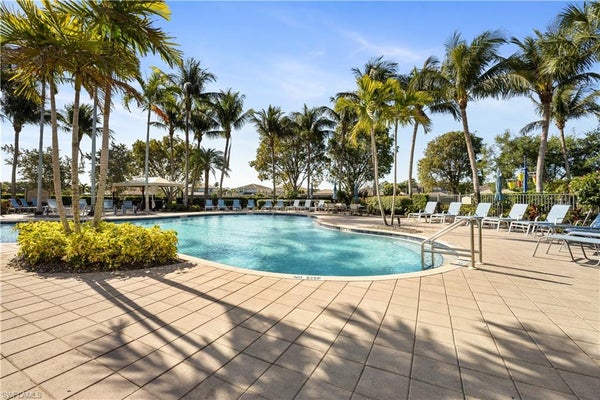 6606 MARBELLA DR, NAPLES, FL 34105 - Image ca532fc74e97d3d1c3bf8391630cf57e/904880897