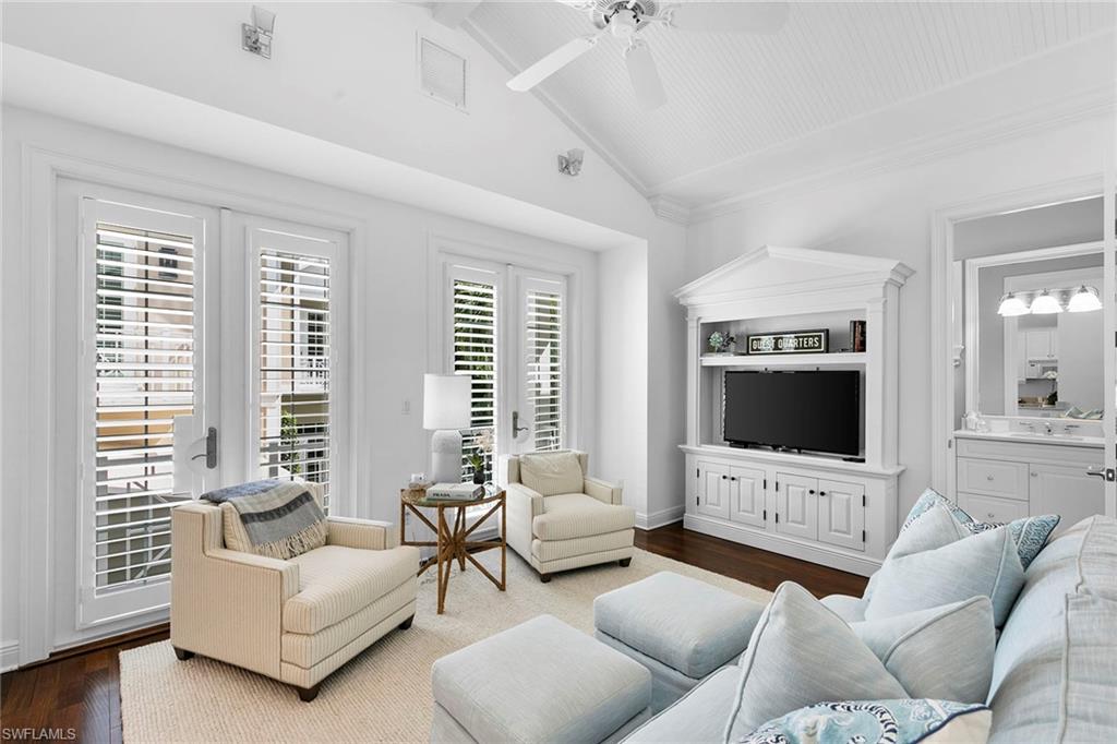 HEMINGWAY BAY - Residential