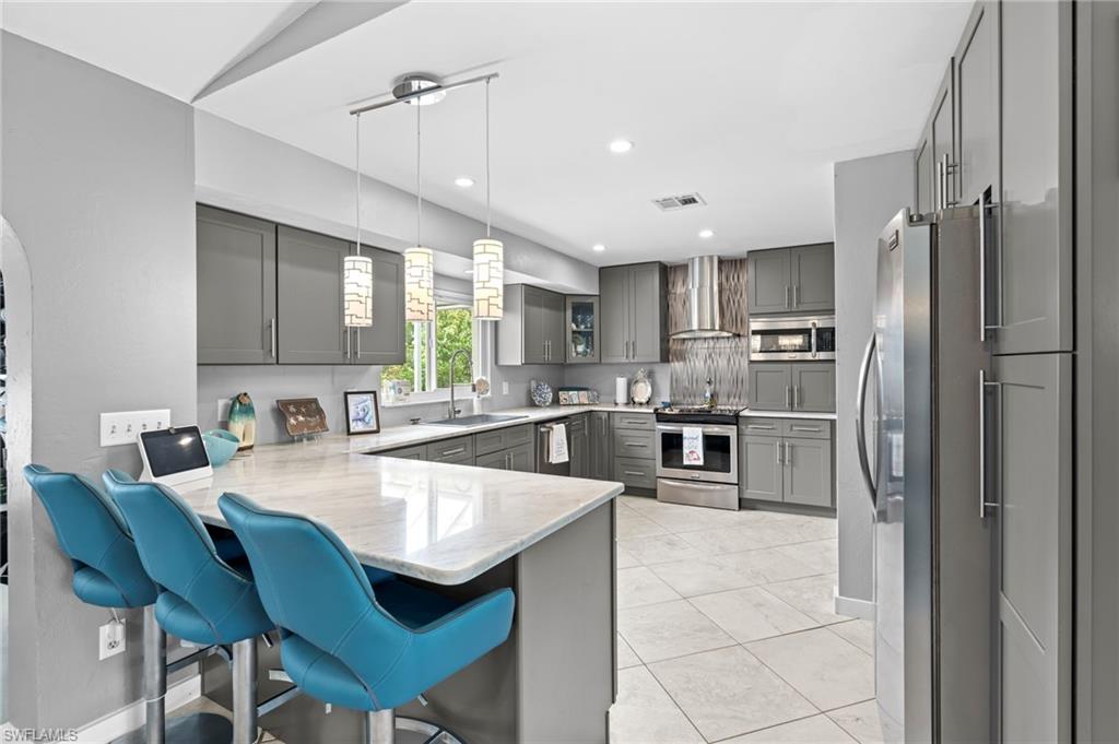 MARCO ISLAND - Residential