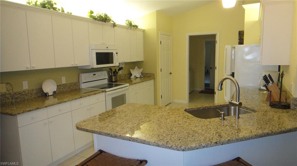 HUNTERS RIDGE - Residential