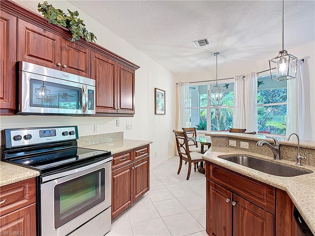 DEL VERA COUNTRY CLUB - Residential