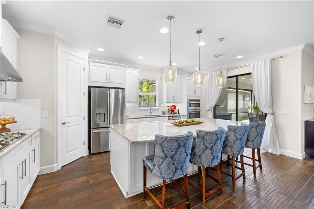 ESPLANADE - Residential