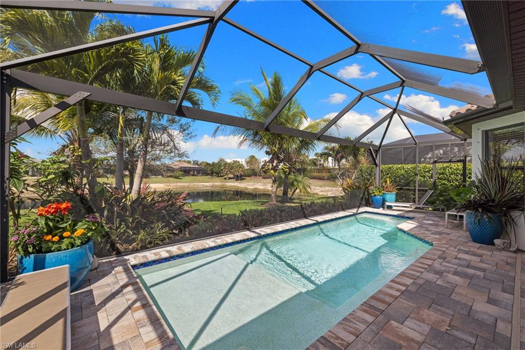 ESPLANADE - Residential