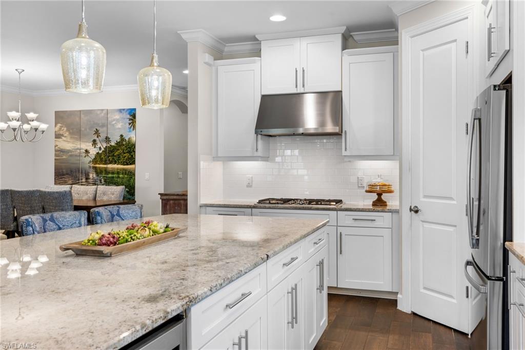 ESPLANADE - Residential