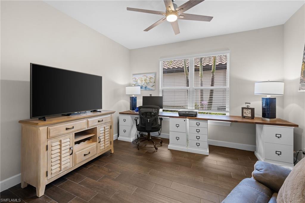 ESPLANADE - Residential