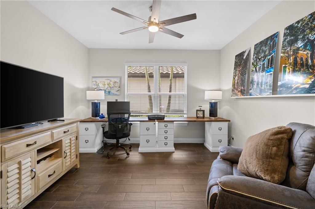 ESPLANADE - Residential