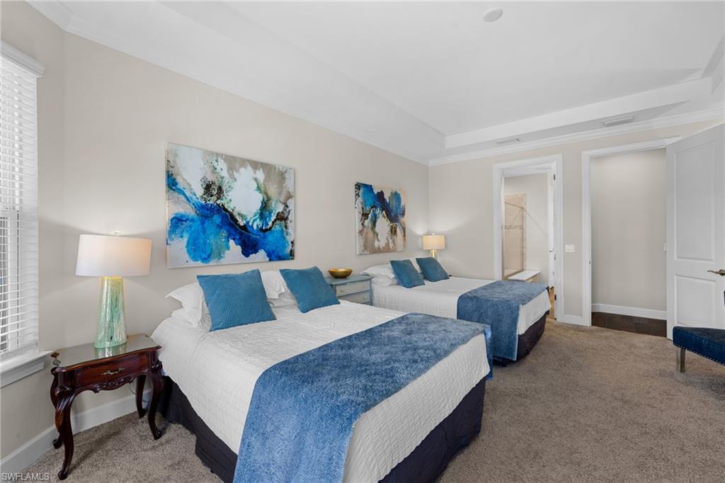 ESPLANADE - Residential