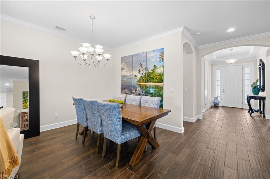 ESPLANADE - Residential