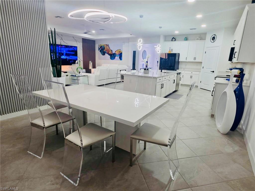 9230 Aqua Overlook CT