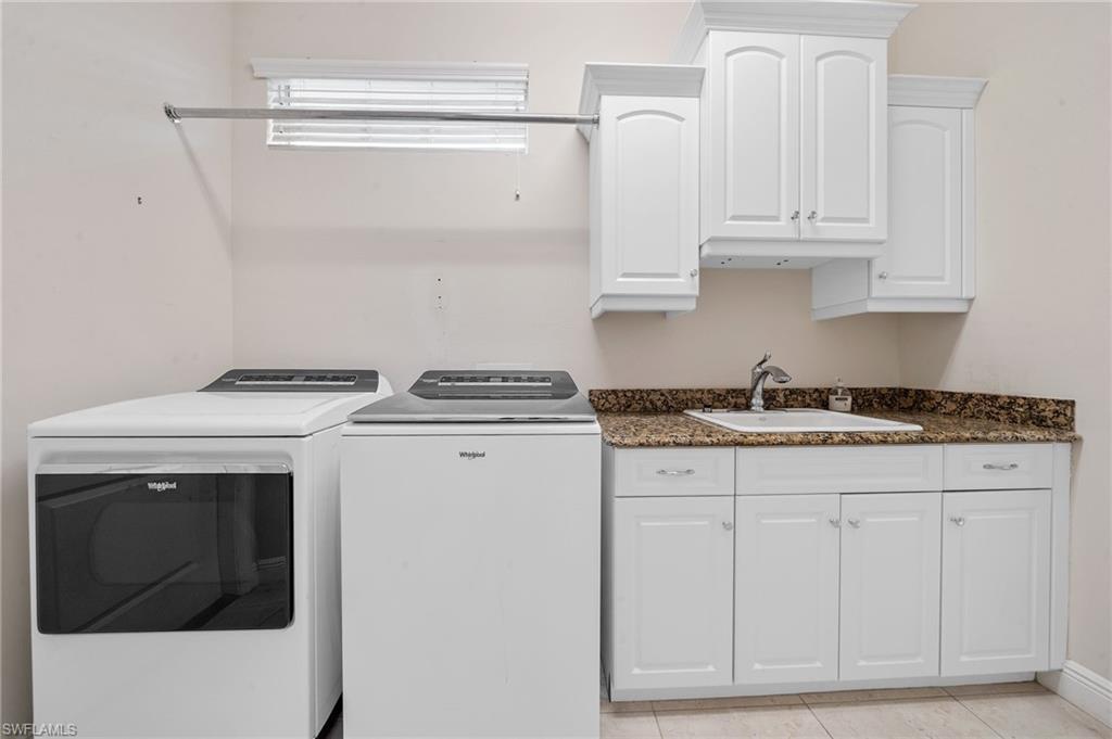 NAPLES PARK - Residential