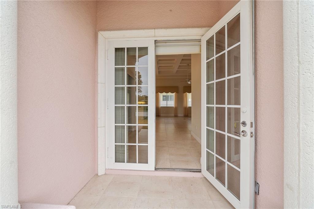 NAPLES PARK - Residential