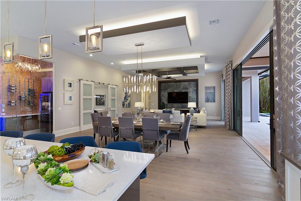 MOORINGS - Residential