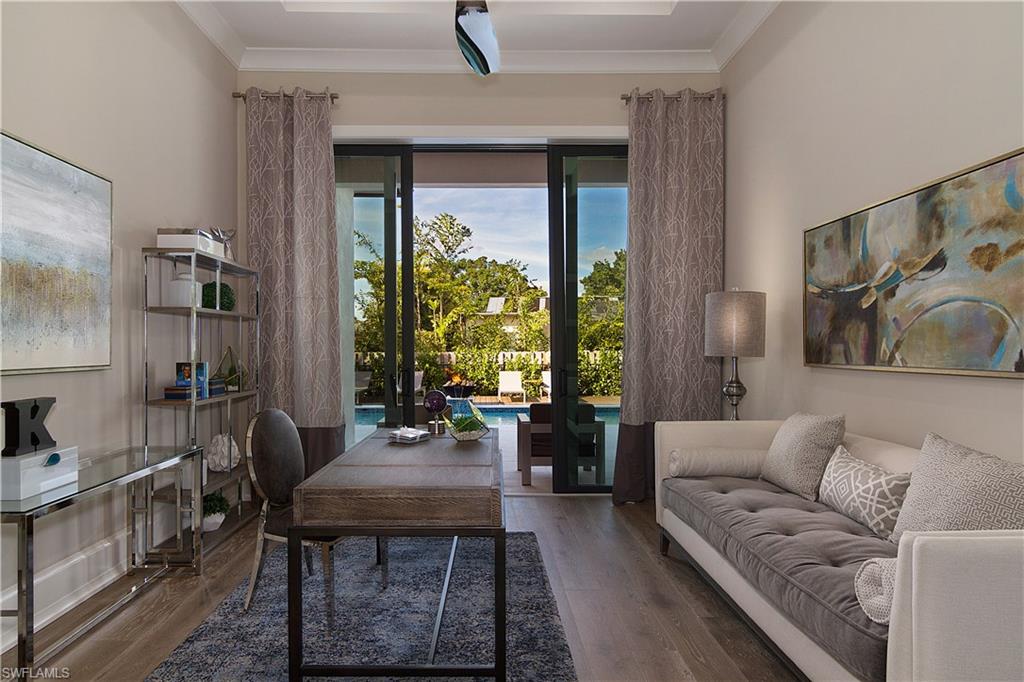 MOORINGS - Residential