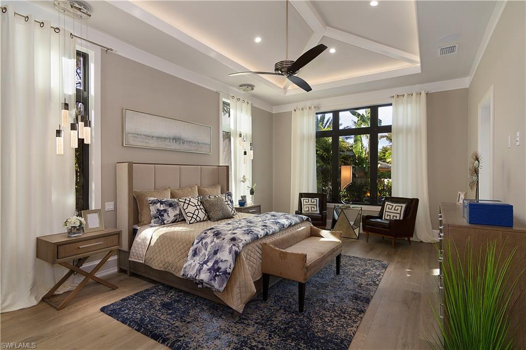 MOORINGS - Residential