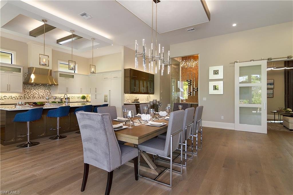 MOORINGS - Residential