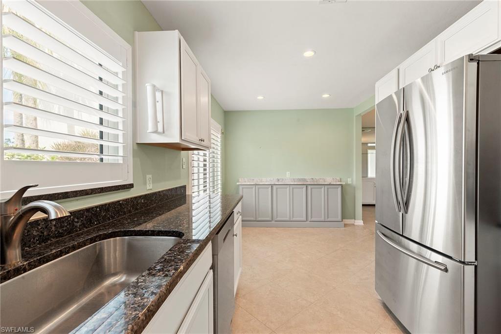 SEVEN LAKES - Residential