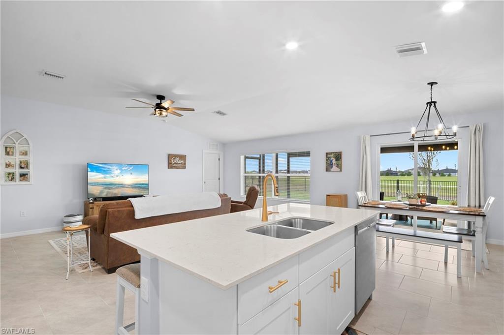 CRANE LANDING - Residential Lease