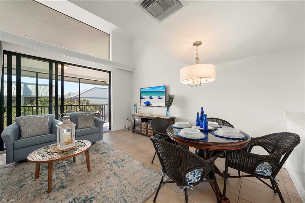 TENNIS VILLAS - Residential